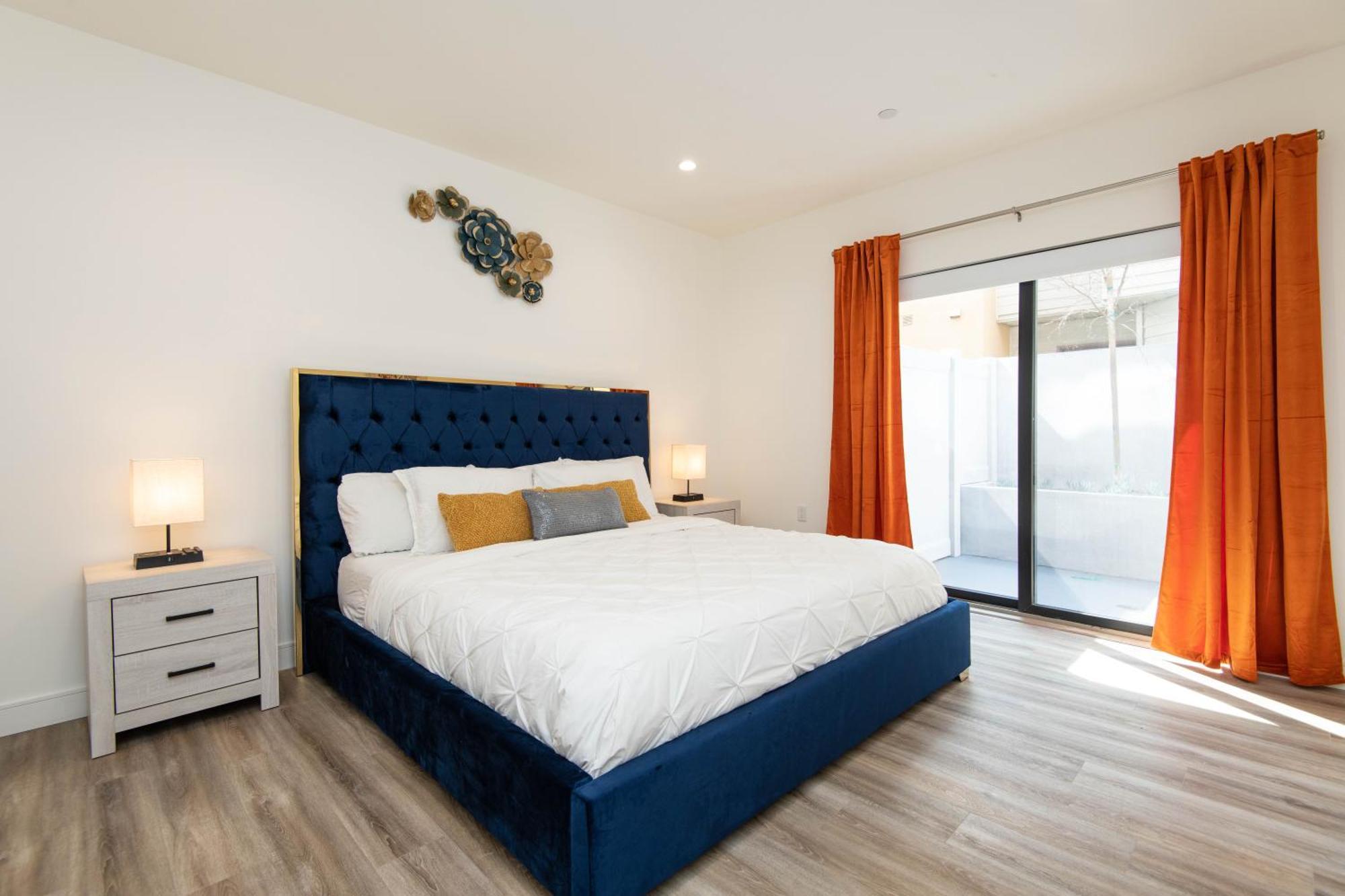 Regency Modern Apartments Glendale Buitenkant foto